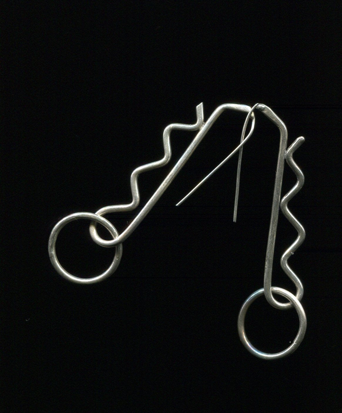 925 sterling silver wire-formed sculptural earrings hand-shaped by artisans | KILLA