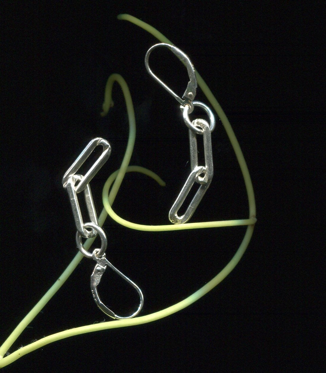 H/olders Earrings