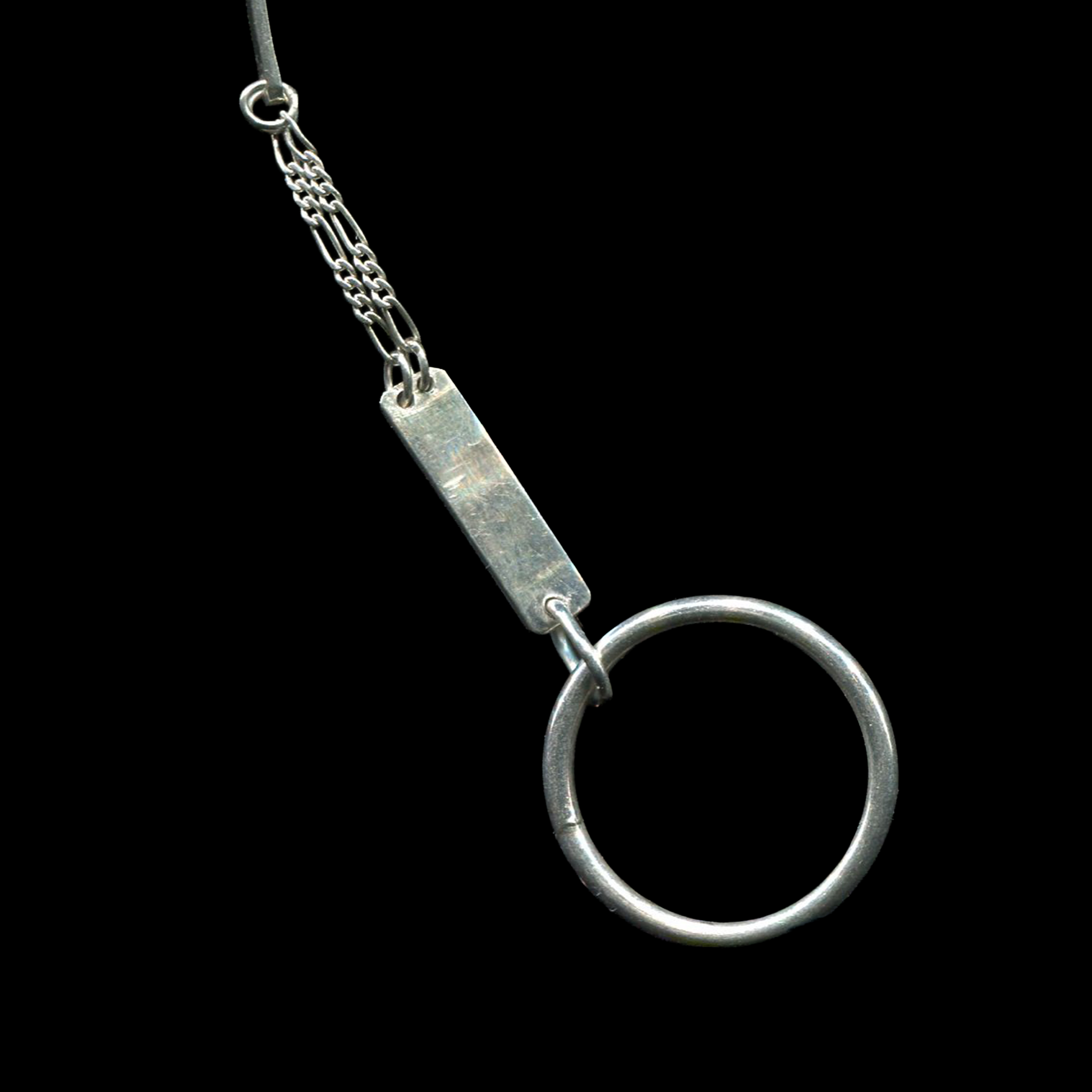 Hand-pierced 925 sterling silver sculptural dangle earring | KILLA