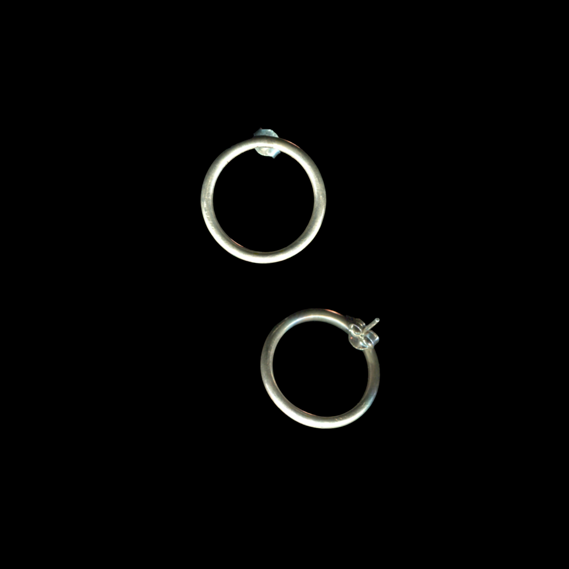 925 sterling silver round hoop earrings handcrafted by artisans | KILLA