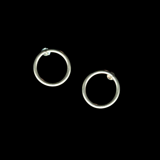925 sterling silver round hoop earrings handcrafted by artisans | KILLA