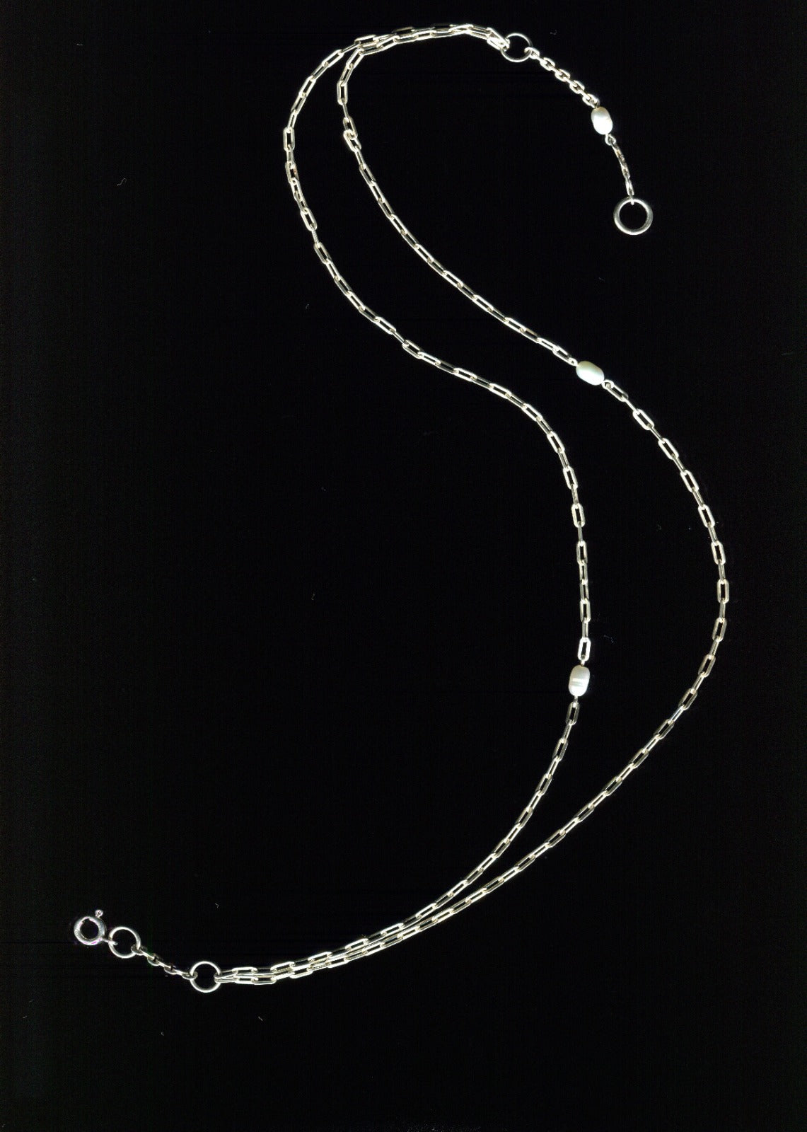 Avener Necklace